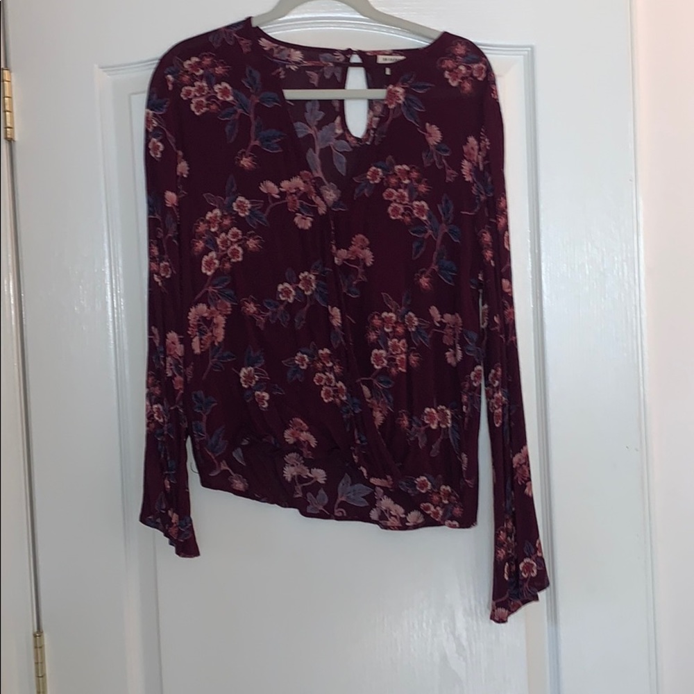 Cute V-Neck Floral Top